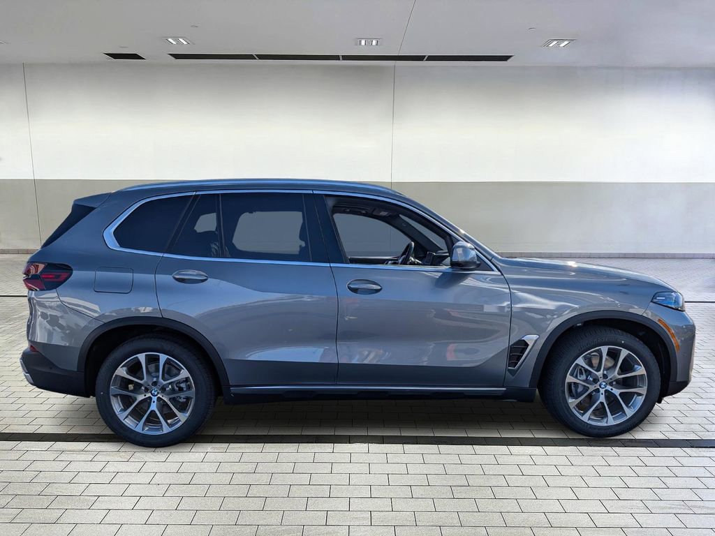 Used 2026 BMW X5 xDrive40i image 6