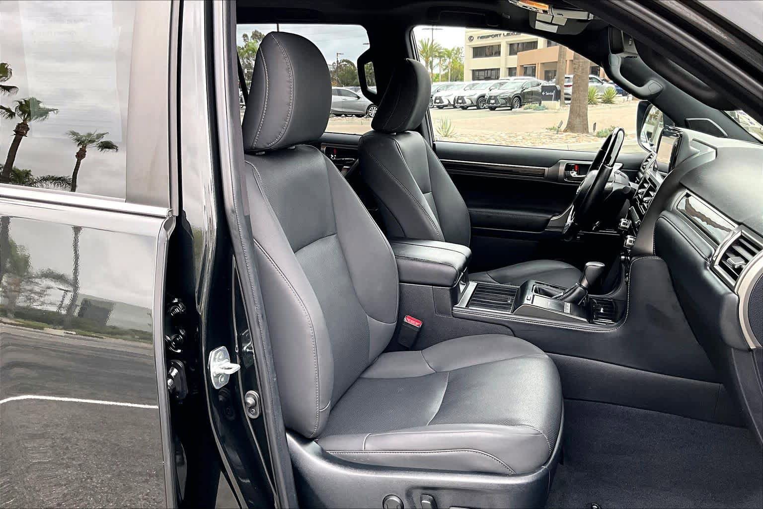 Certified 2023 Lexus GX 460 Premium w/ Premium Package AWD/4WD image 8