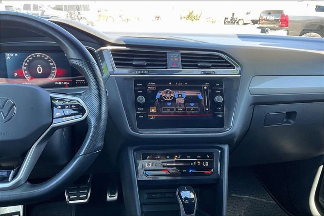 Used 2022 Volkswagen Tiguan SE R-Line image 6