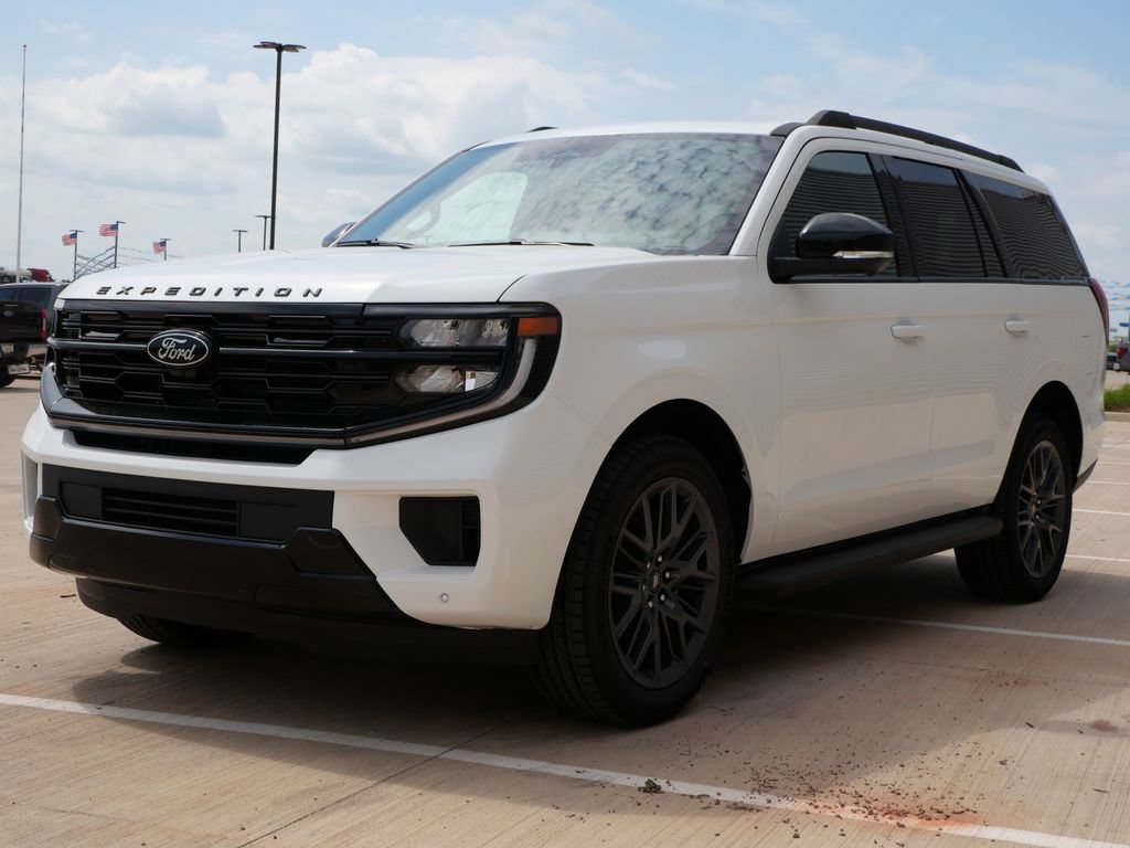 New 2026 Ford Expedition Platinum w/ Stealth Appearance Package AWD/4WD image 7