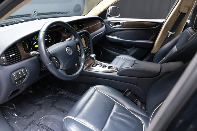 Used 2009 Jaguar XJ Vanden Plas Super V8 Portfolio image 45