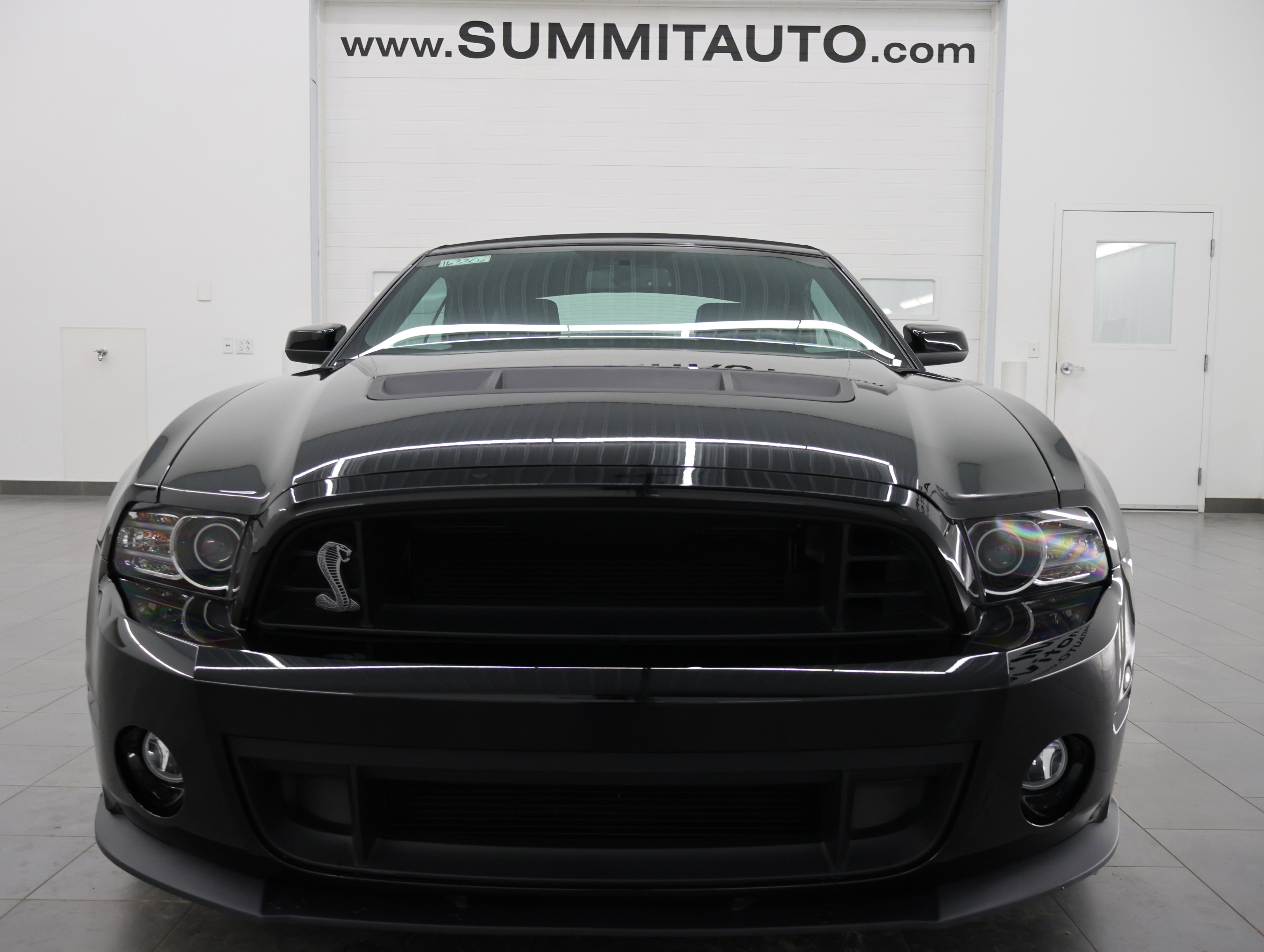 Used 2013 Ford Mustang Shelby GT500 RWD image 18