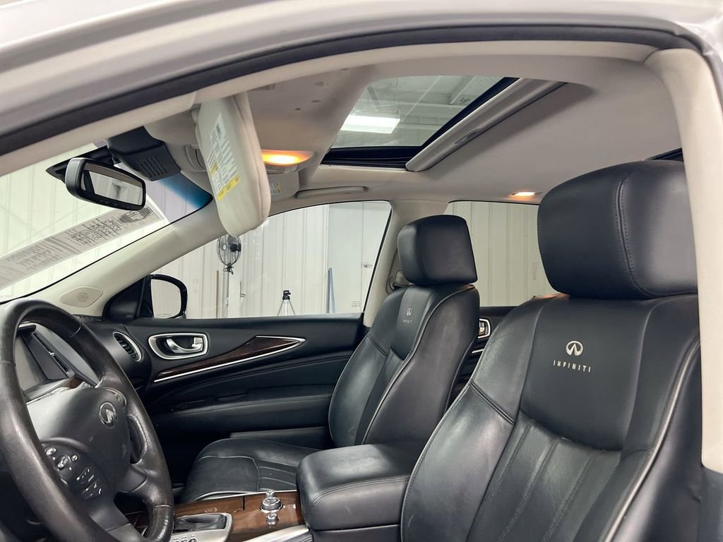 Used 2013 INFINITI JX35 AWD w/ Premium Pkg image 20