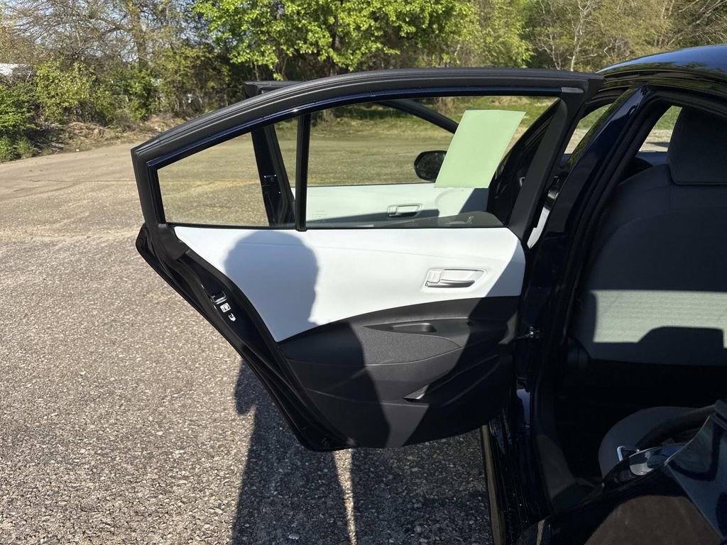 New 2026 Toyota Corolla SE image 10