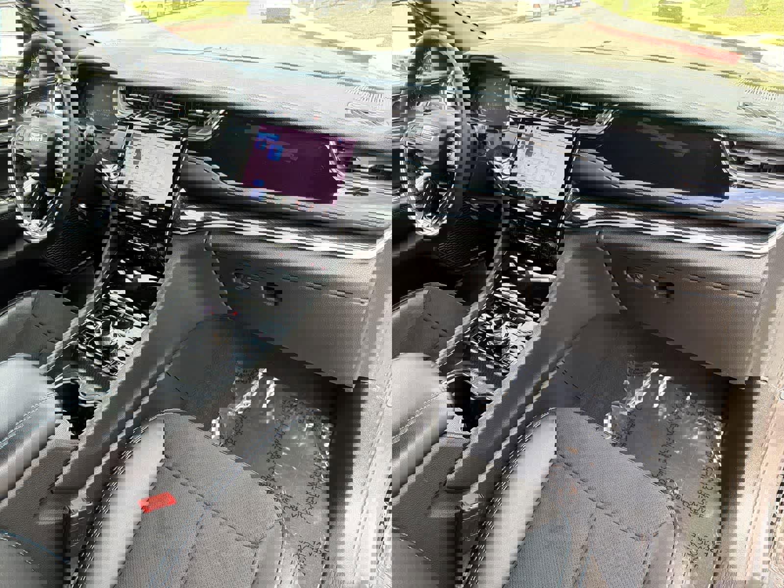 Used 2025 Jeep Grand Cherokee Trailhawk image 37