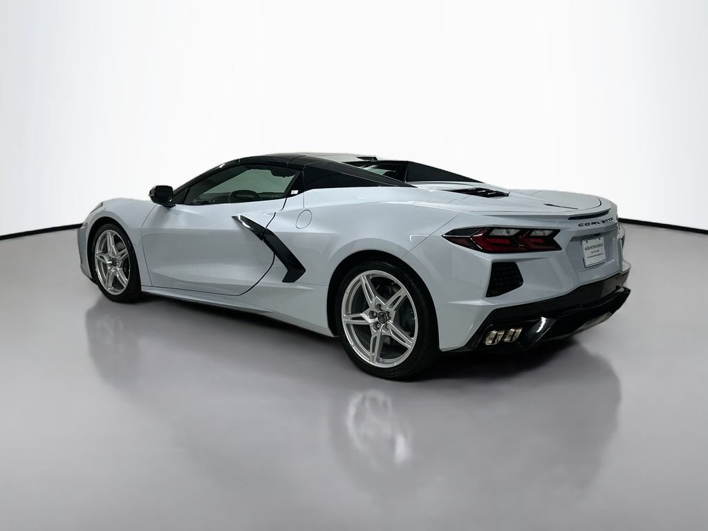 Used 2024 Chevrolet Corvette Stingray Preferred Conv w/ 2LT RWD image 3
