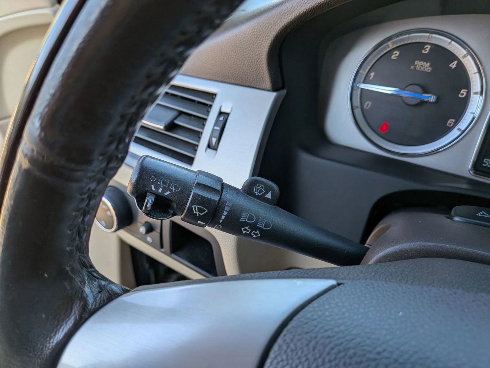 Used 2011 Cadillac Escalade Premium image 54