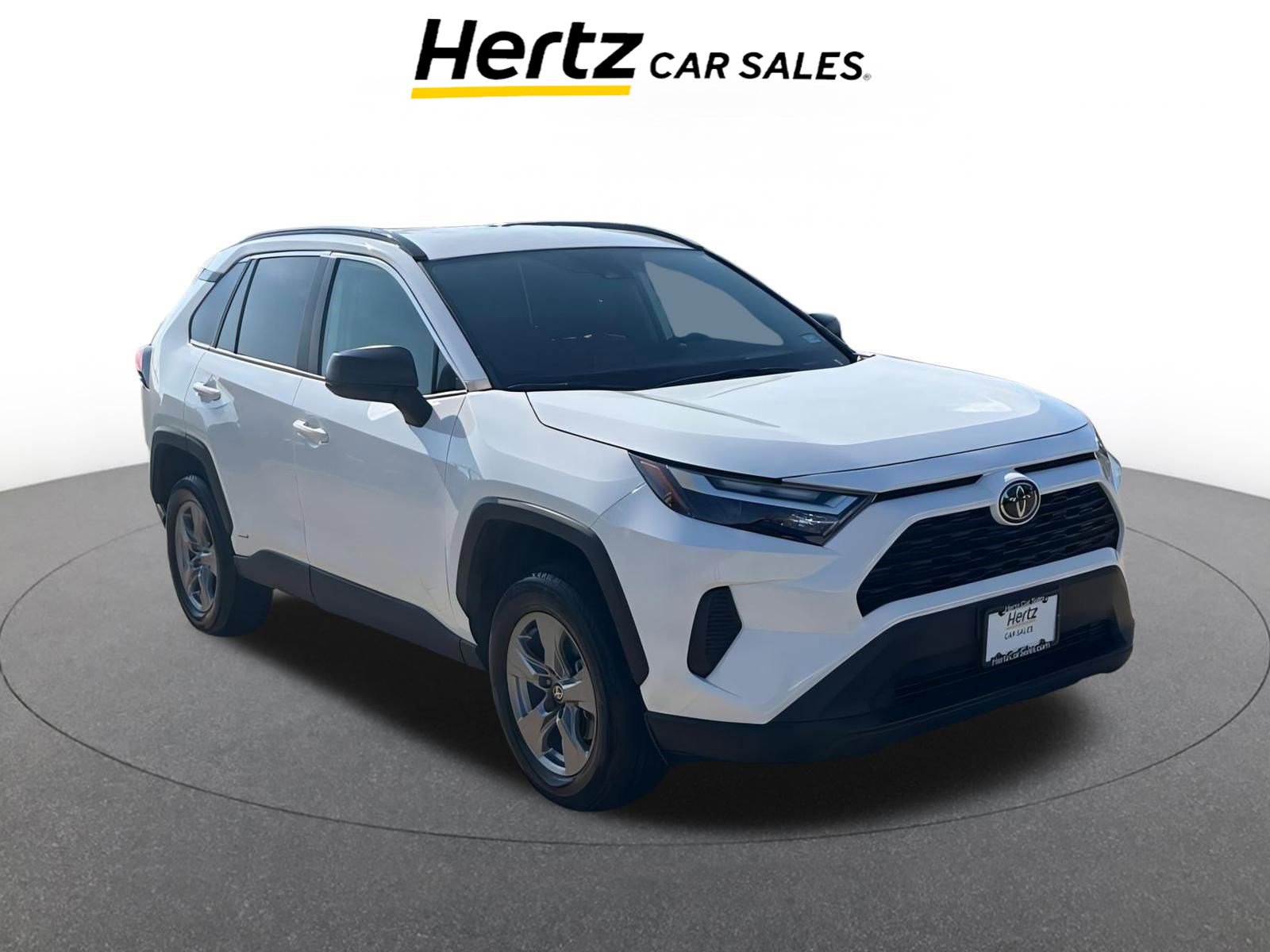 Used 2025 Toyota RAV4 LE image 1