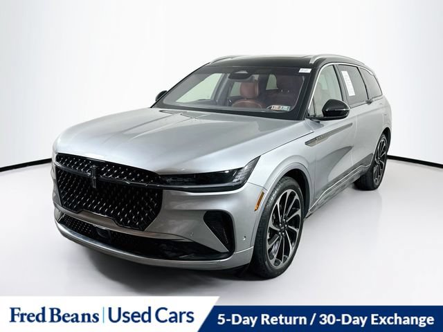 Certified 2024 Lincoln Nautilus Black Label AWD/4WD image 3