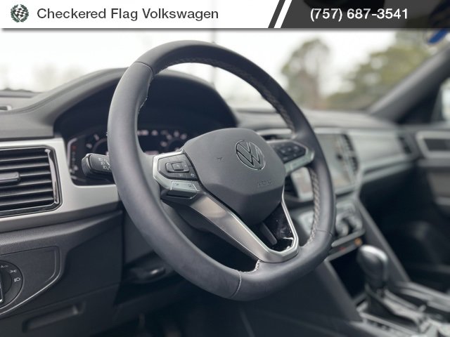 Used 2023 Volkswagen Atlas Cross Sport SE w/ Panoramic Sunroof Package image 18