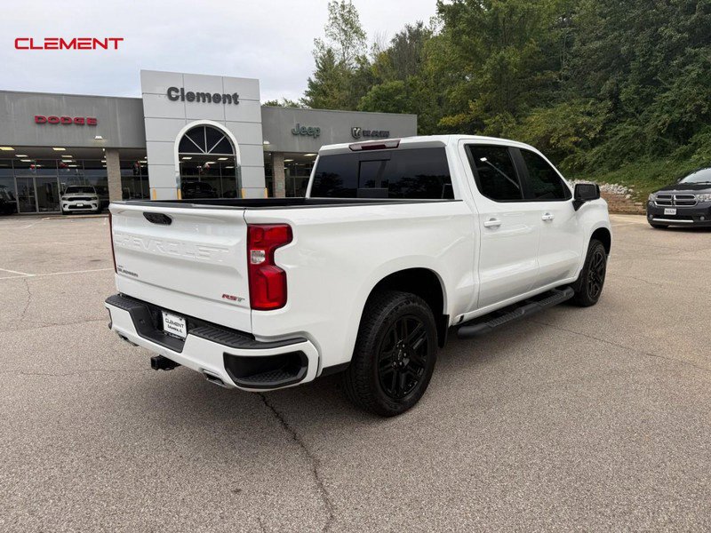 Used 2023 Chevrolet Silverado 1500 RST w/ Convenience Package II AWD/4WD image 9