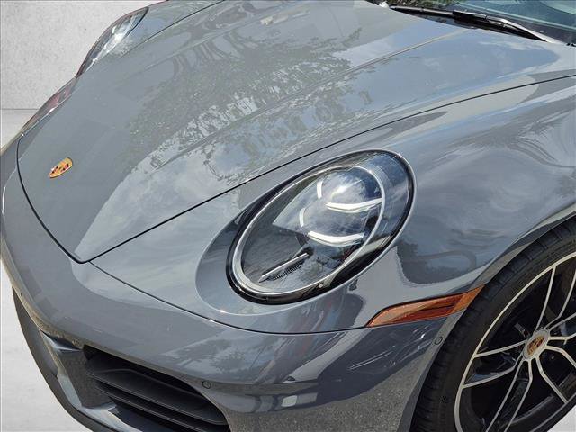 Used 2025 Porsche 911 Carrera RWD image 17