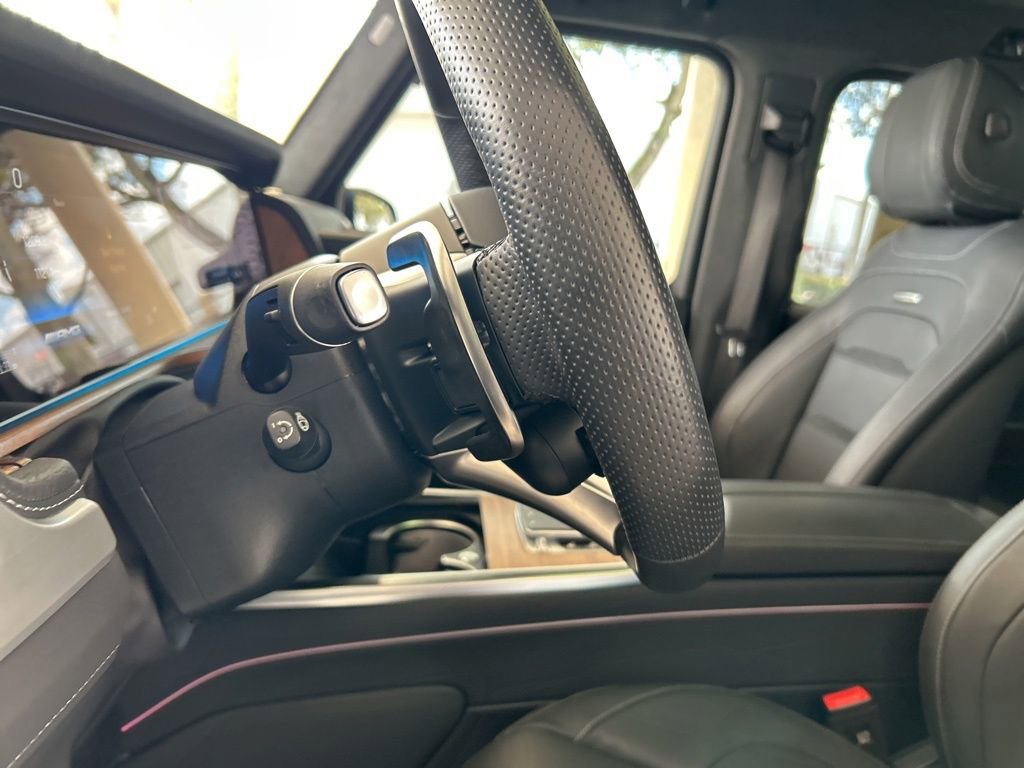 Used 2025 Mercedes-Benz G 63 AMG 4MATIC image 48