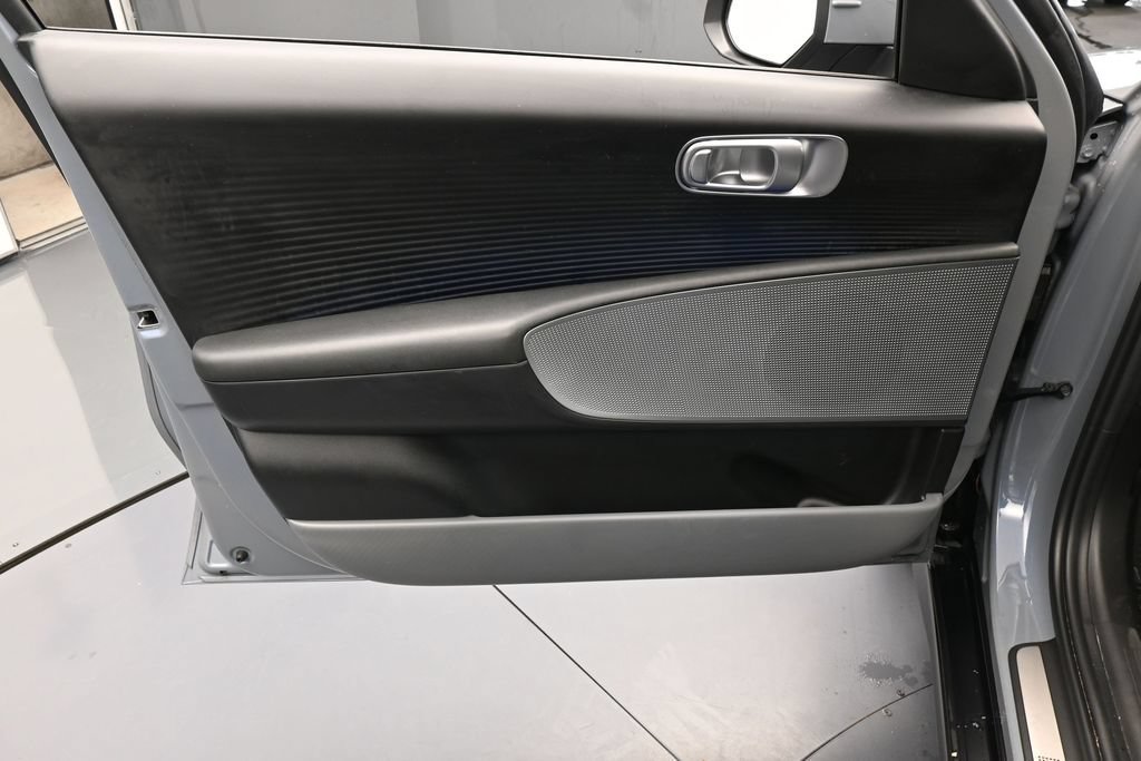 Used 2025 Hyundai Ioniq 6 SEL RWD image 13