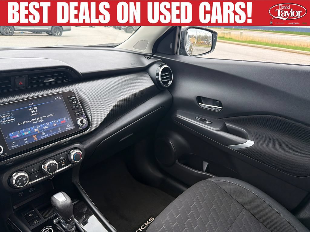 Used 2023 Nissan Kicks SV FWD image 14