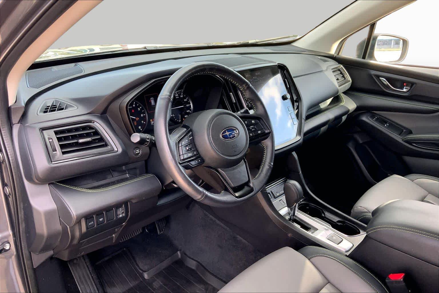 Used 2023 Subaru Ascent Onyx Edition AWD/4WD image 18