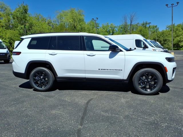 New 2026 Jeep Grand Cherokee L 4WD image 8