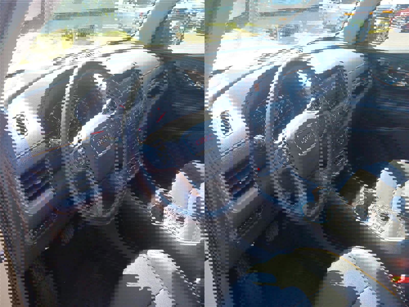 Used 2022 GMC Terrain AT4 w/ Infotainment Package II image 8