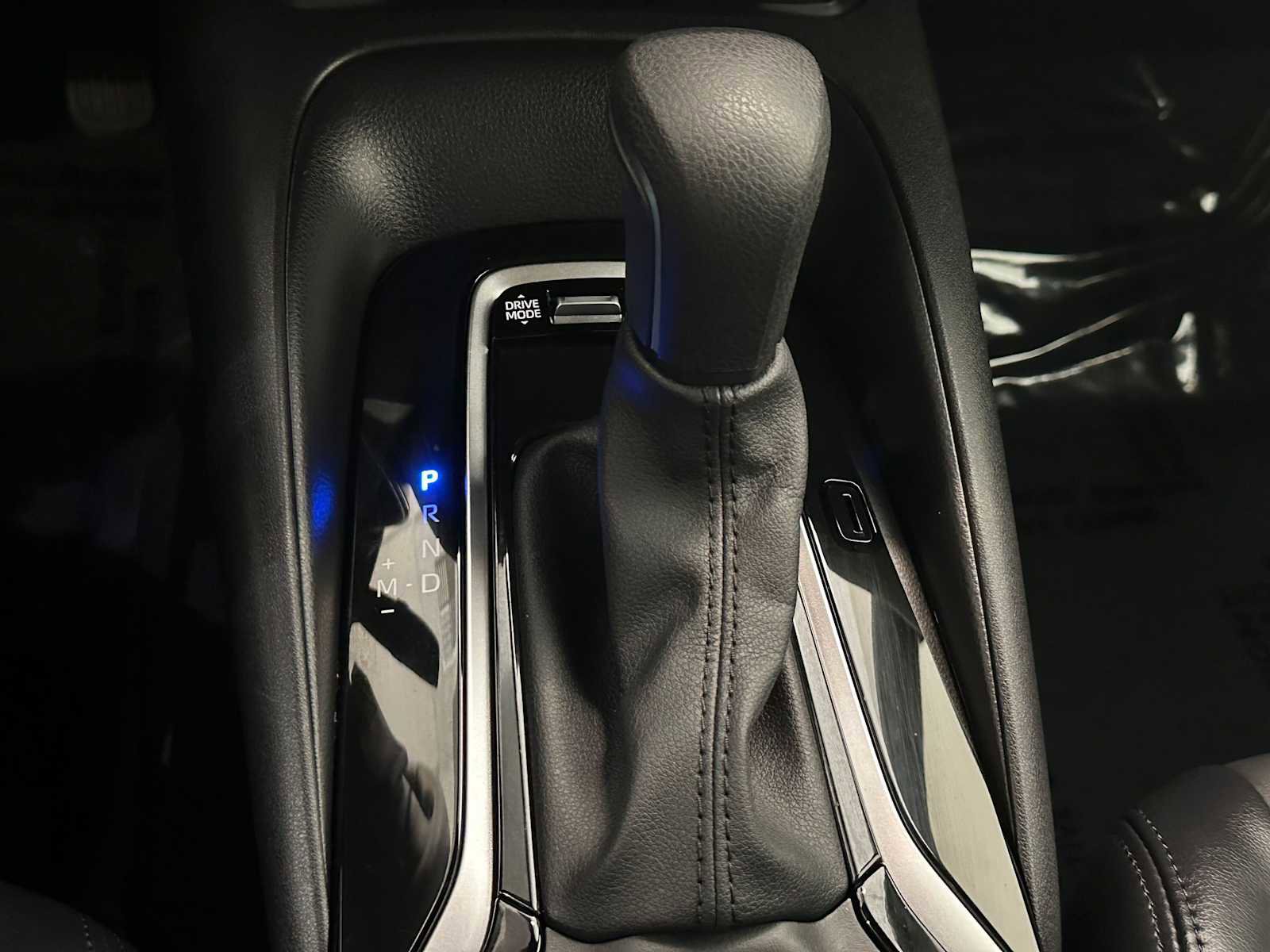 Certified 2025 Toyota Corolla XSE image 22