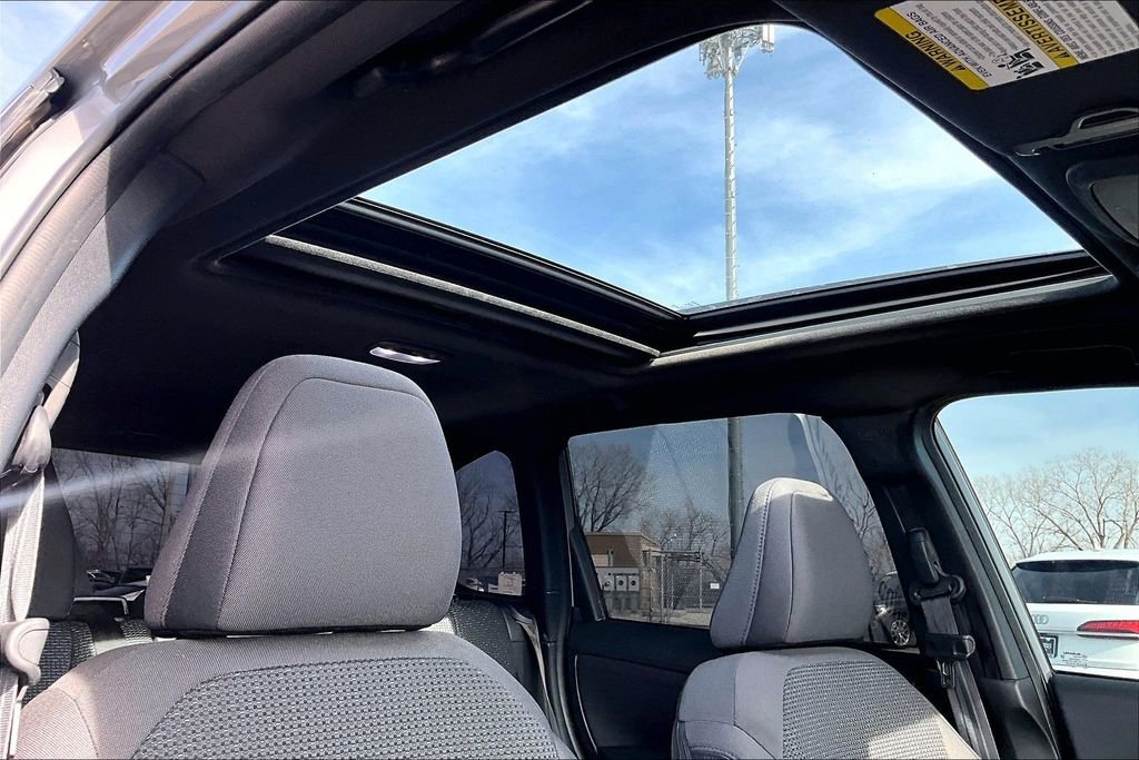 Used 2025 Subaru Forester Premium image 22