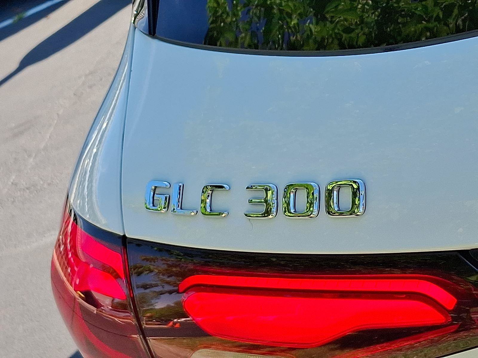 Used 2024 Mercedes-Benz GLC 300 image 31