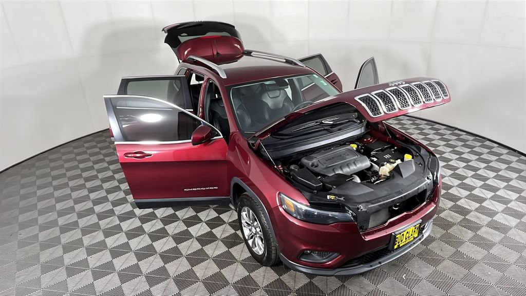 Used 2020 Jeep Cherokee Latitude Plus AWD/4WD image 46