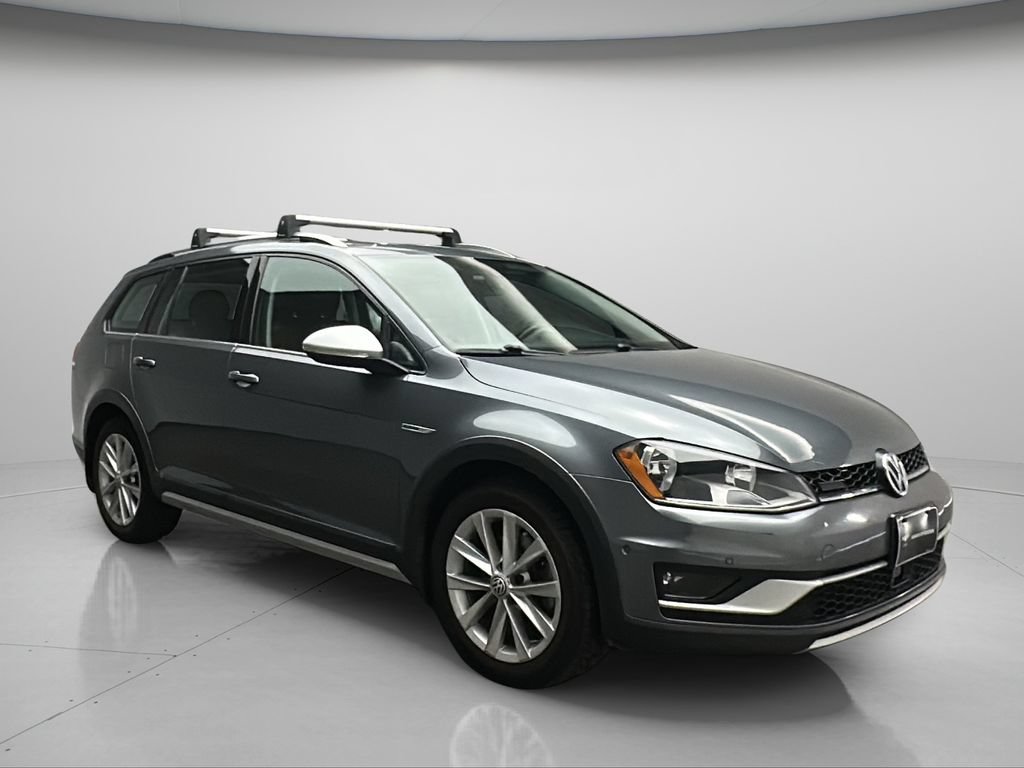 Used 2017 Volkswagen Golf Alltrack SE AWD/4WD image 1