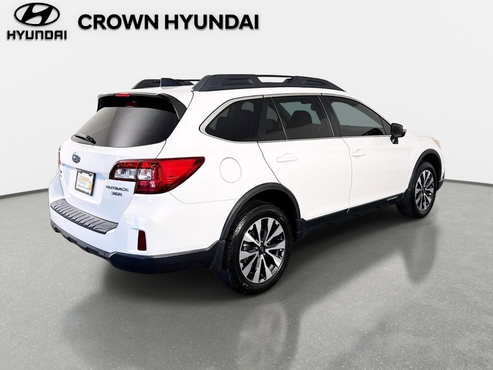 Used 2016 Subaru Outback 3.6R Limited AWD/4WD image 5