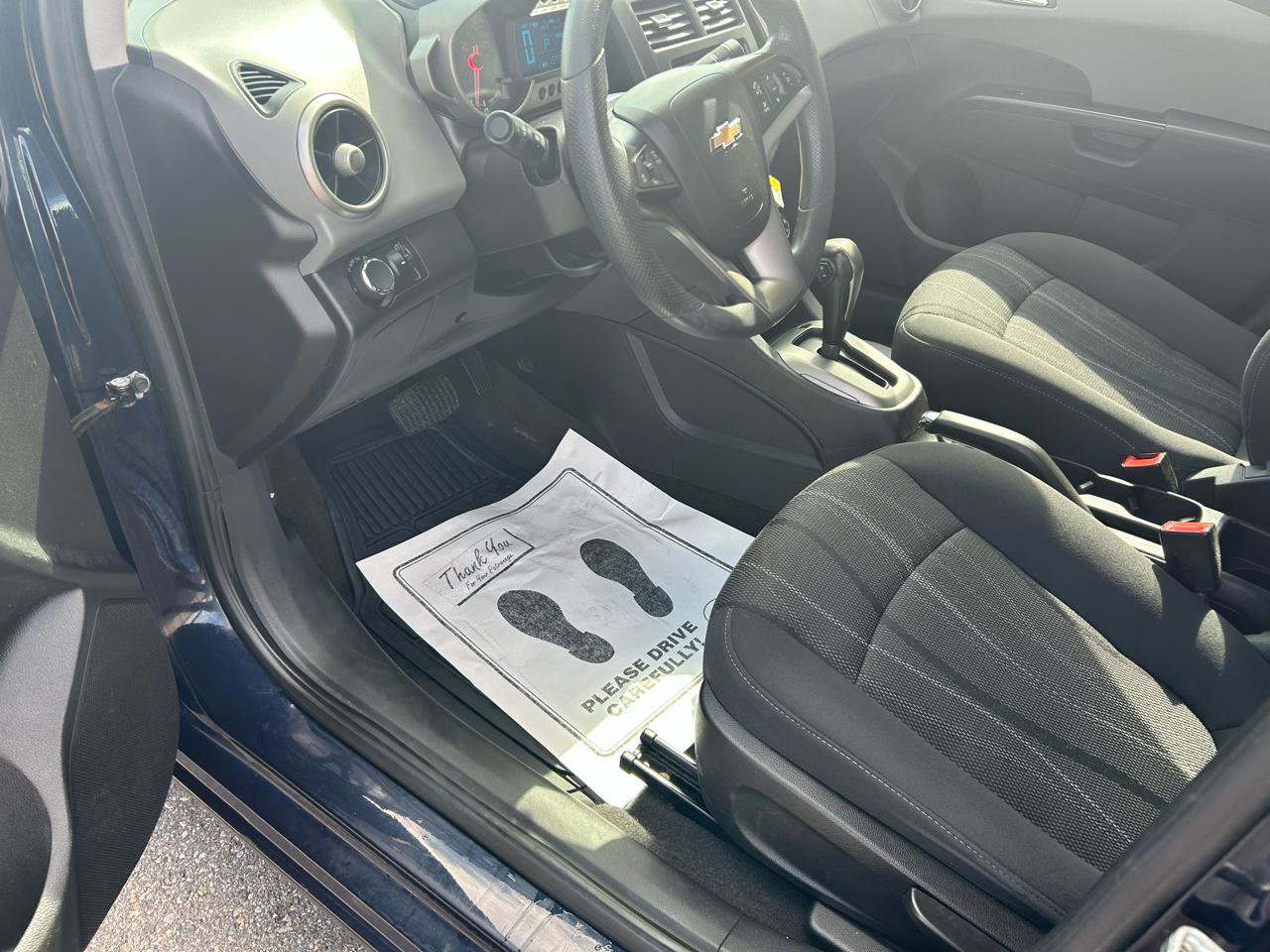 Used 2016 Chevrolet Sonic LT FWD image 10