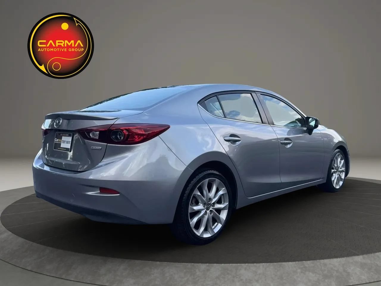 Used 2016 MAZDA MAZDA3 i Touring w/ Popular Equipment Package FWD image 5