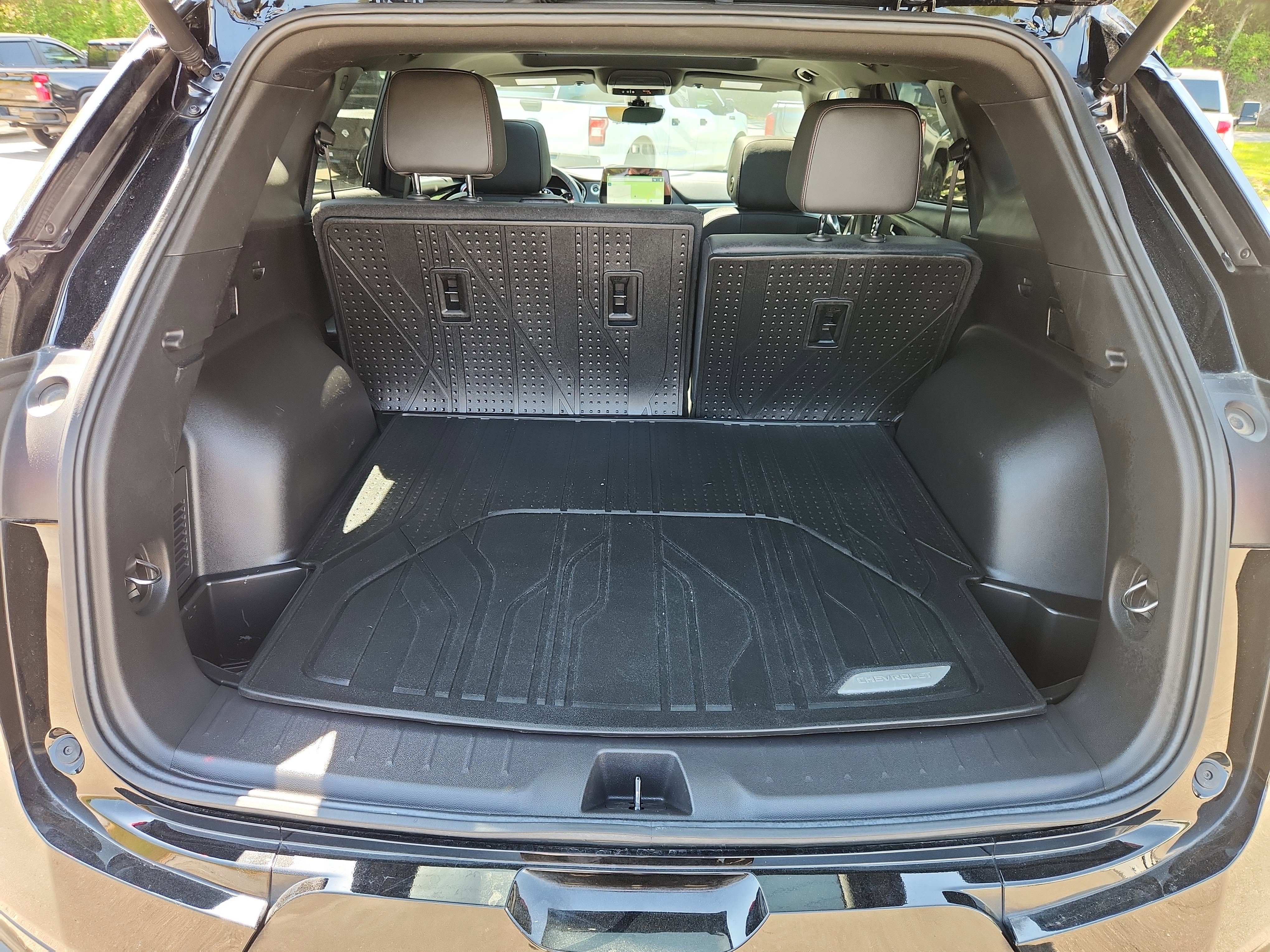 Used 2025 Chevrolet Blazer RS w/ Driver Confidence II Package image 57