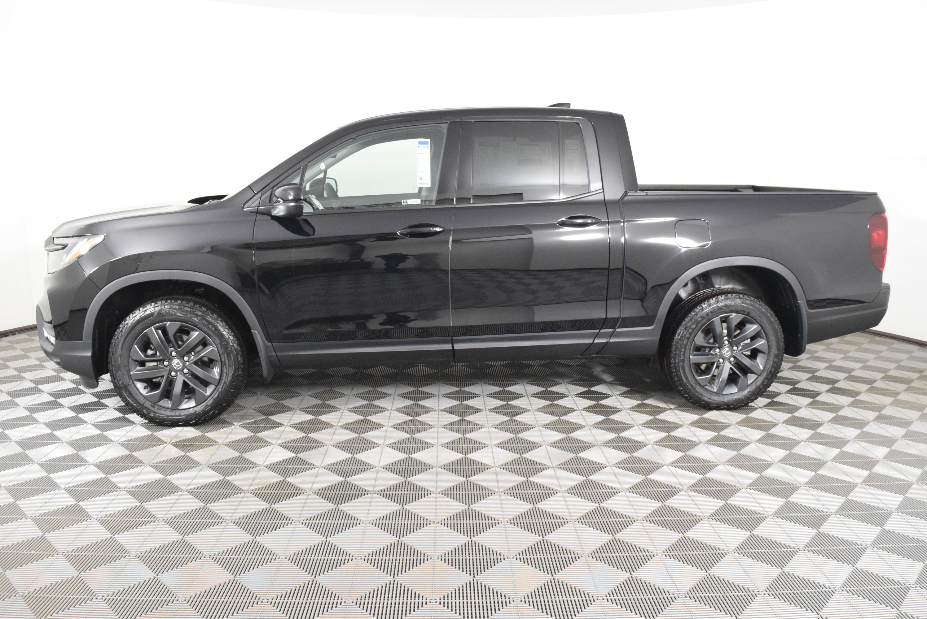 New 2026 Honda Ridgeline Sport image 9