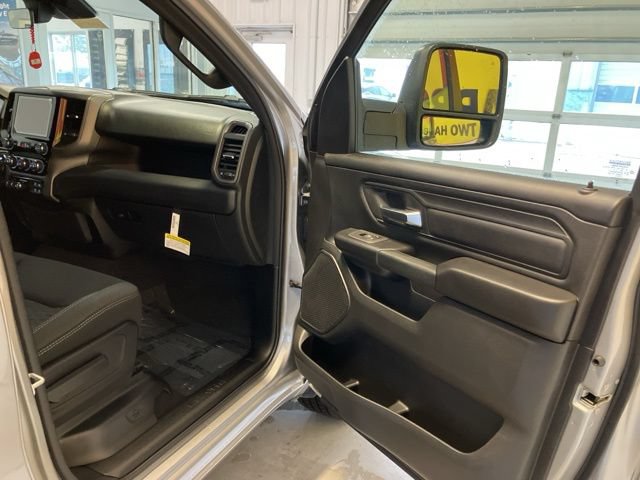 Used 2025 RAM 1500 Tradesman w/ Night Edition AWD/4WD image 34