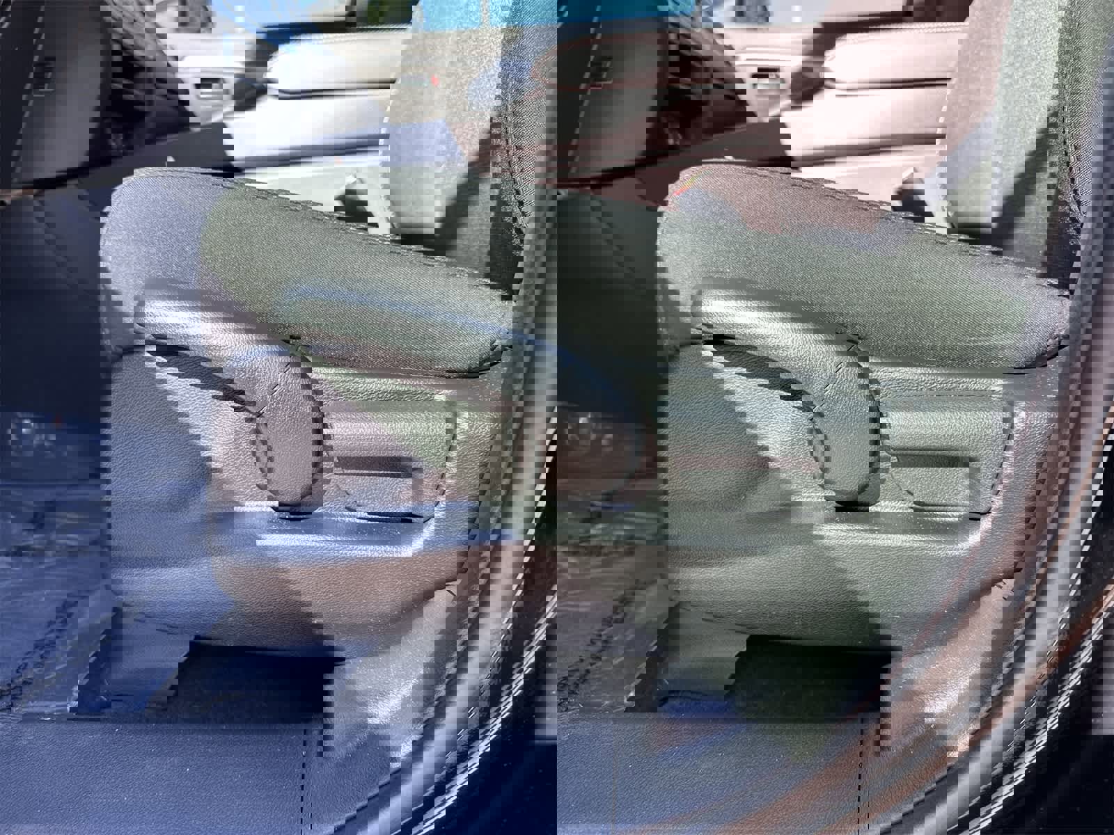 Used 2025 Honda Ridgeline Sport image 6