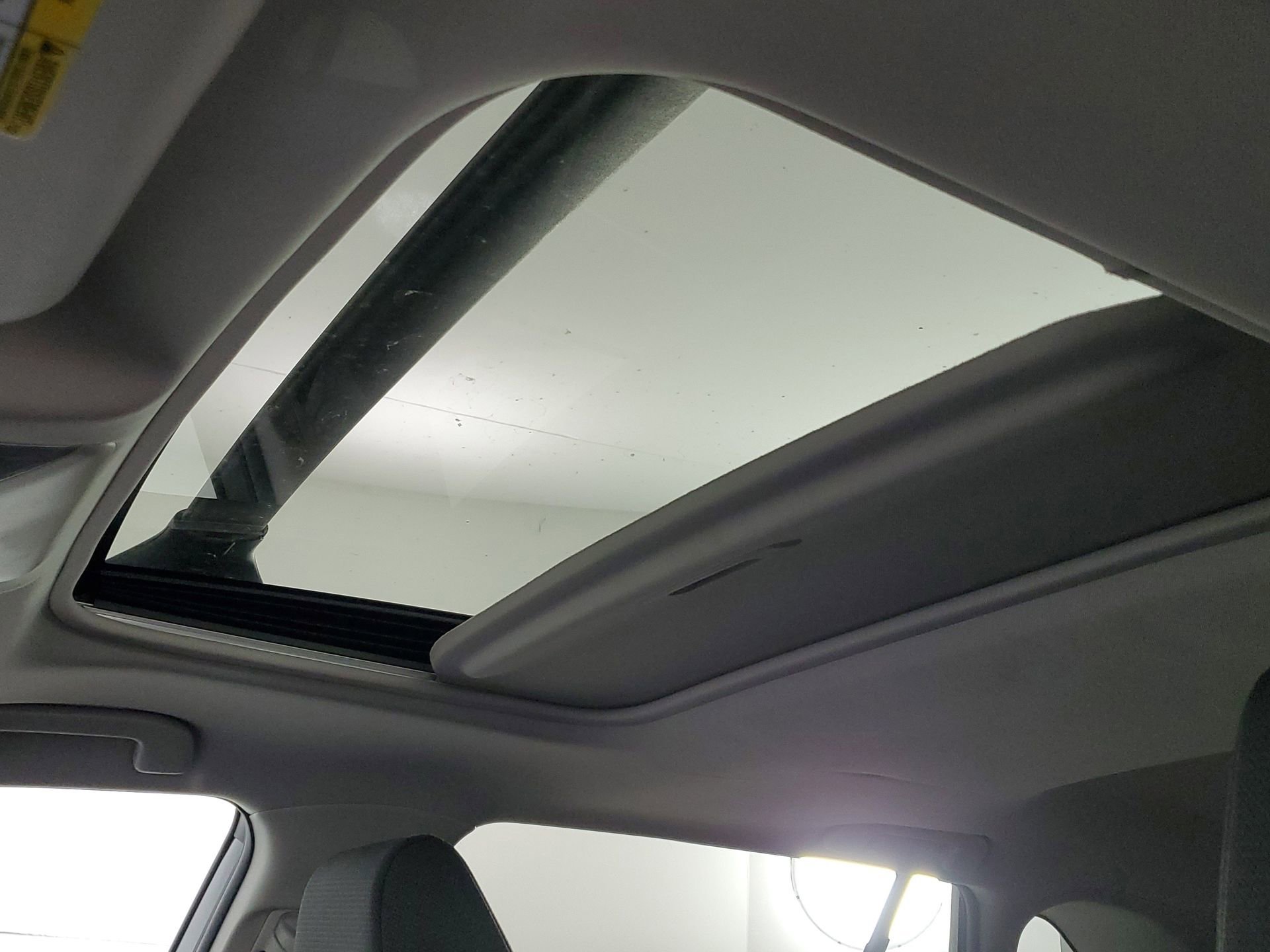 Used 2021 Toyota RAV4 XLE w/ Convenience Package image 43