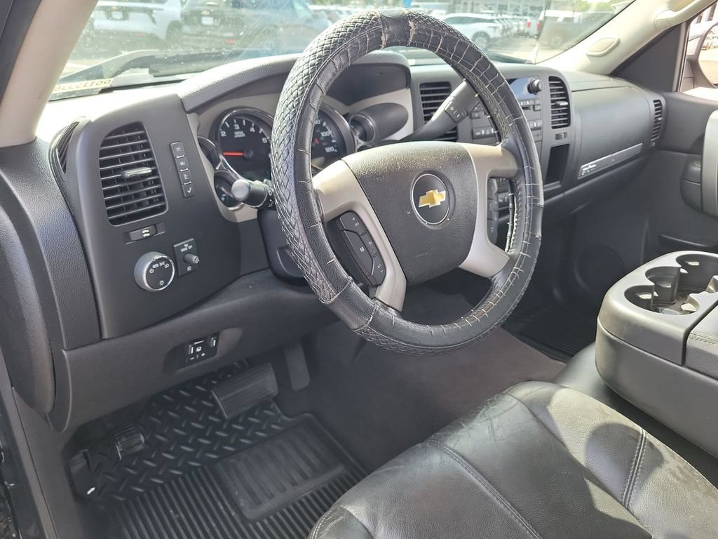 Used 2013 Chevrolet Silverado 1500 LT RWD image 16