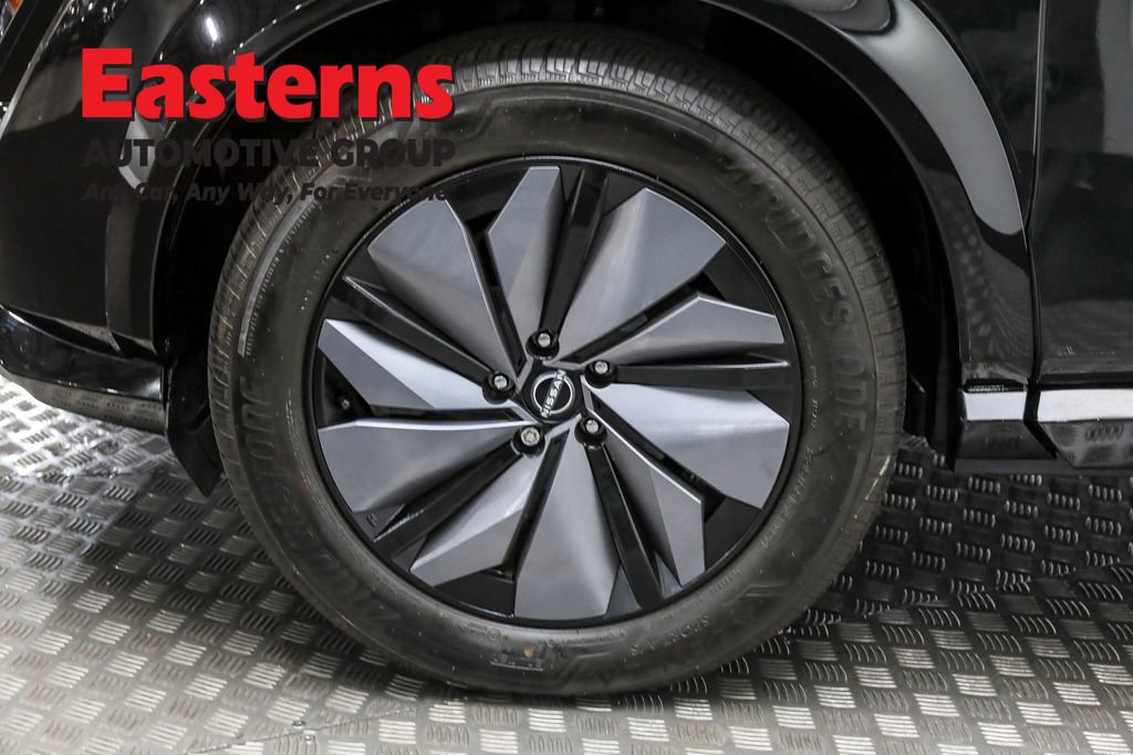 Used 2024 Nissan Ariya AWD image 32