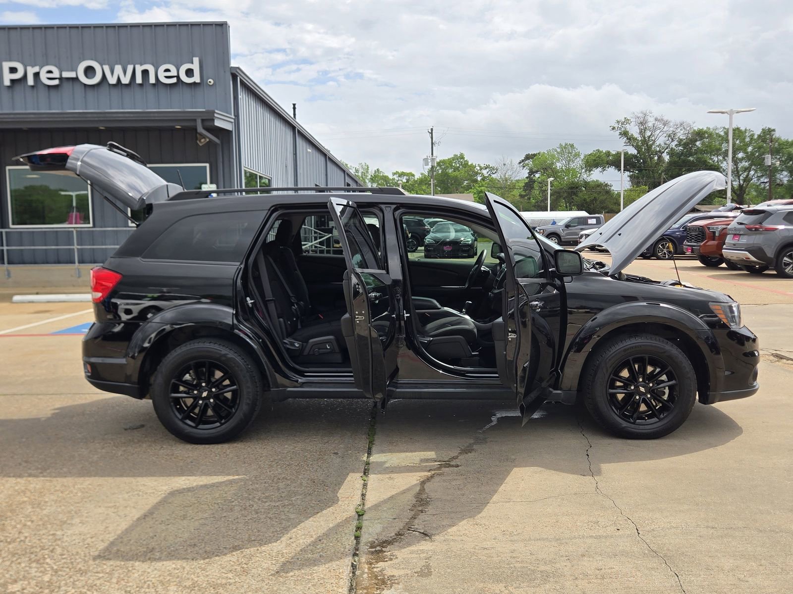 Used 2019 Dodge Journey SE w/ Connectivity Group image 12