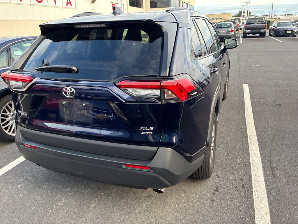 Certified 2025 Toyota RAV4 XLE AWD/4WD image 9