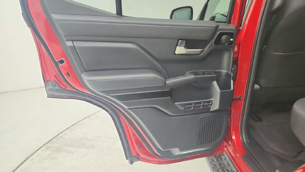 Used 2025 Toyota 4Runner Limited RWD image 27