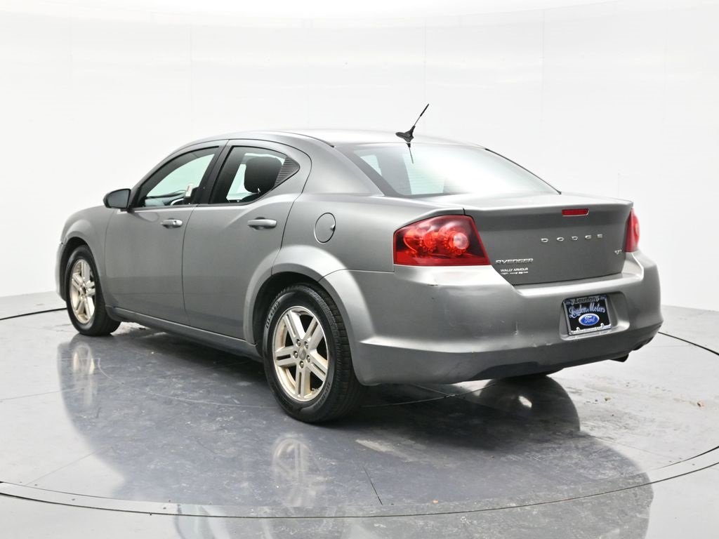 Used 2012 Dodge Avenger SXT image 7