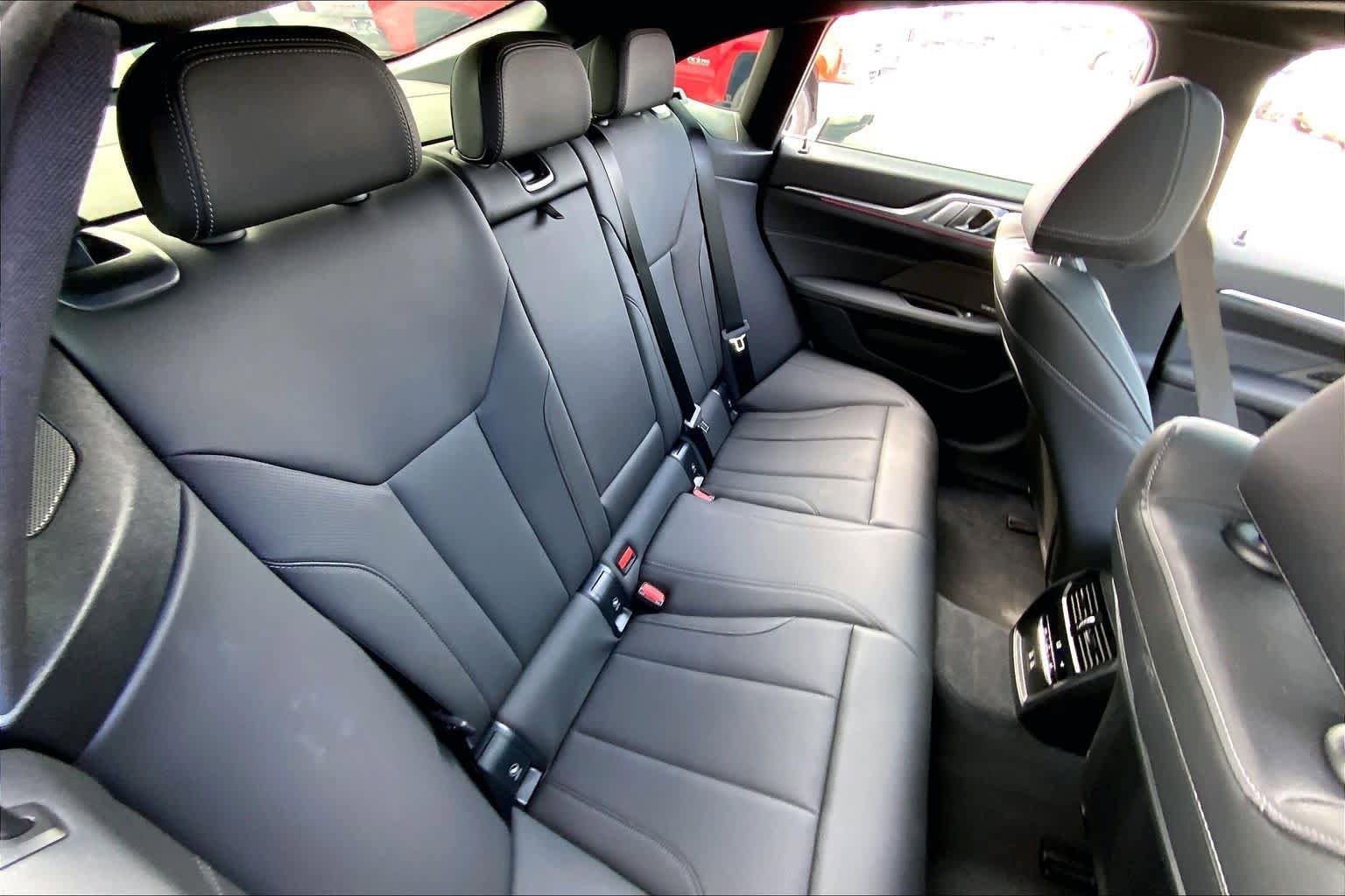 Certified 2025 BMW i4 eDrive40 w/ M Sport Package RWD image 19