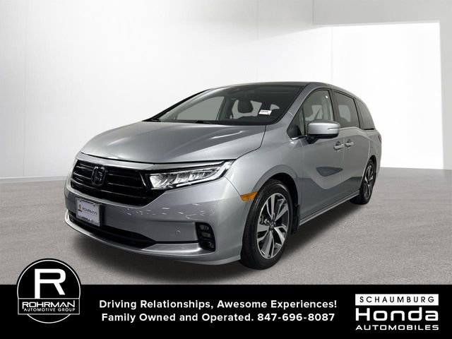 Used 2023 Honda Odyssey Touring image 2