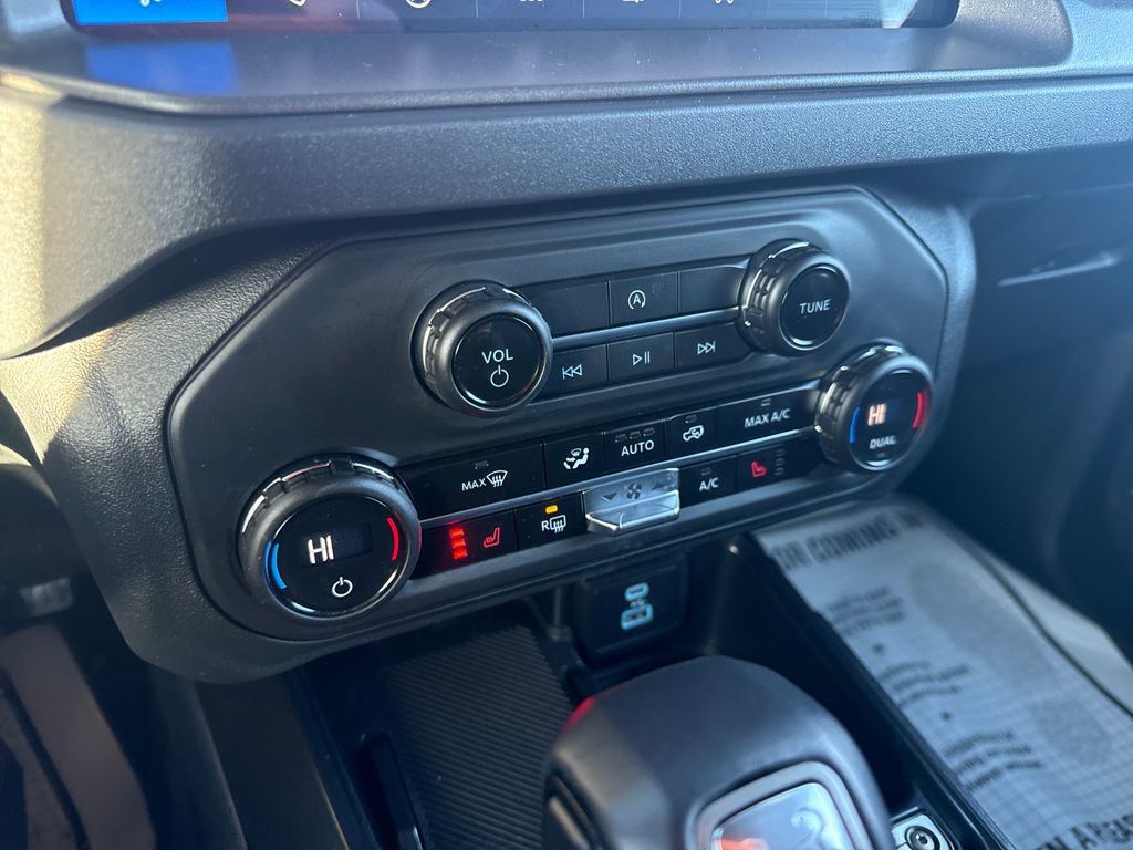 Used 2025 Ford Bronco Big Bend image 26