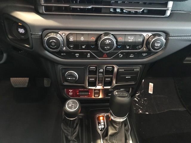 New 2025 Jeep Wrangler Unlimited Rubicon 392 image 17