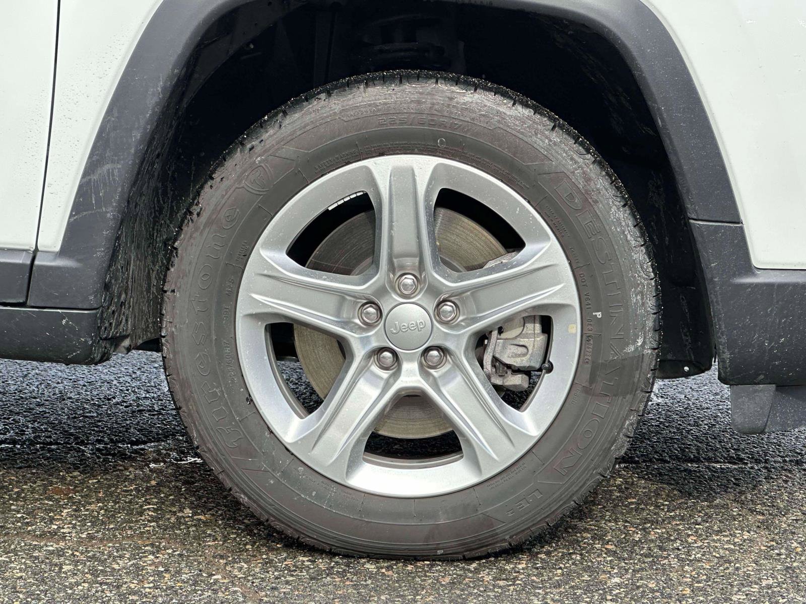 Used 2023 Jeep Compass Latitude w/ Convenience Group image 7