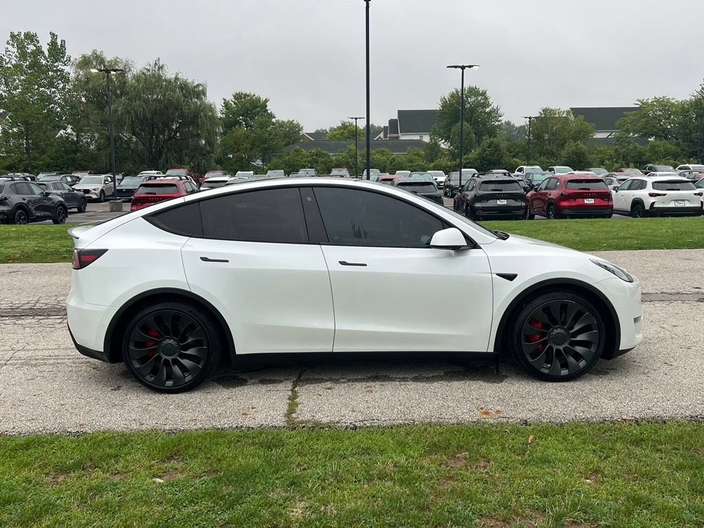Used 2022 Tesla Model Y Performance AWD/4WD image 6