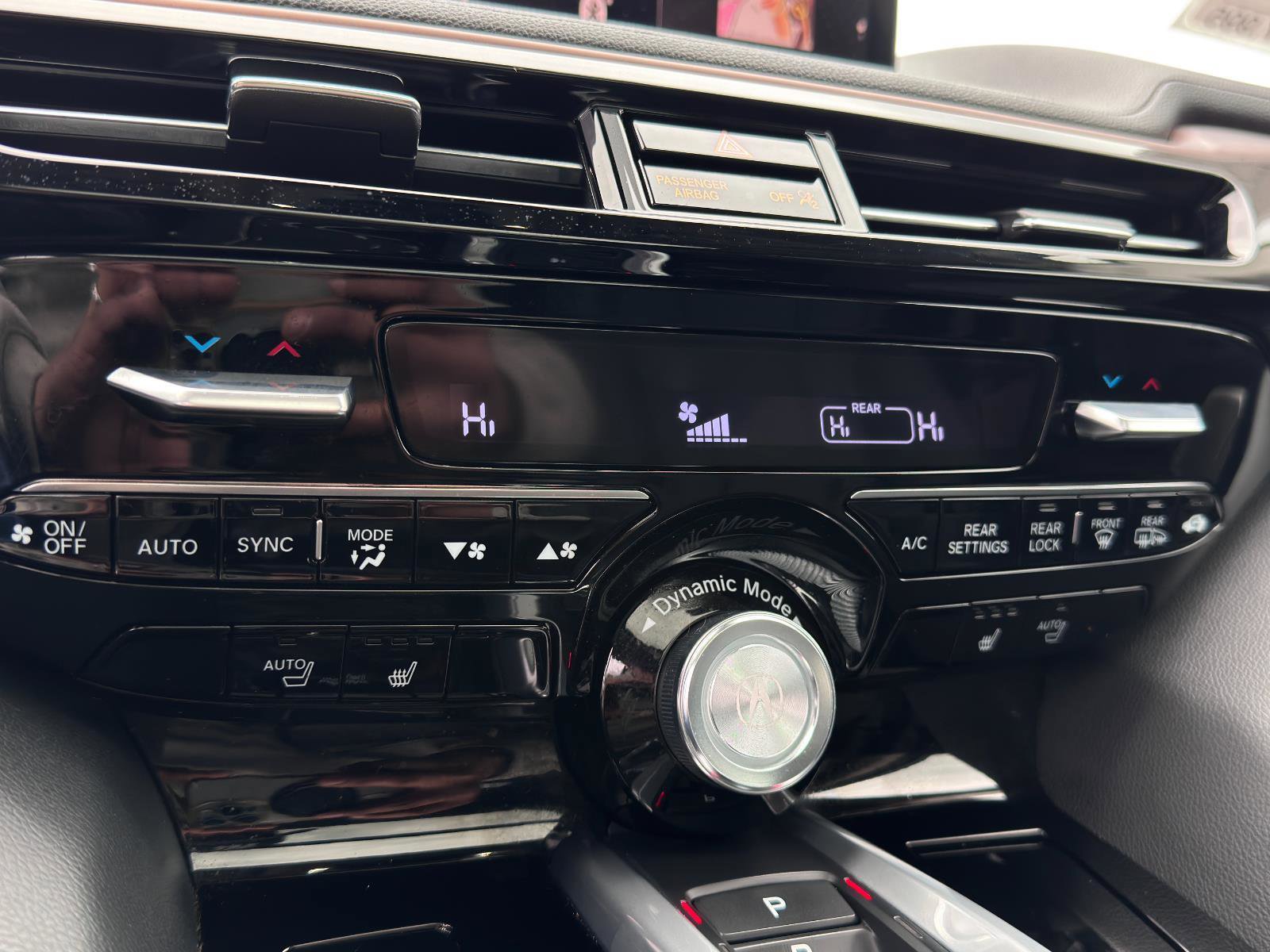 Used 2022 Acura MDX SH-AWD image 21