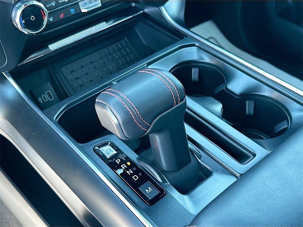 Used 2025 Ford F150 Raptor image 17