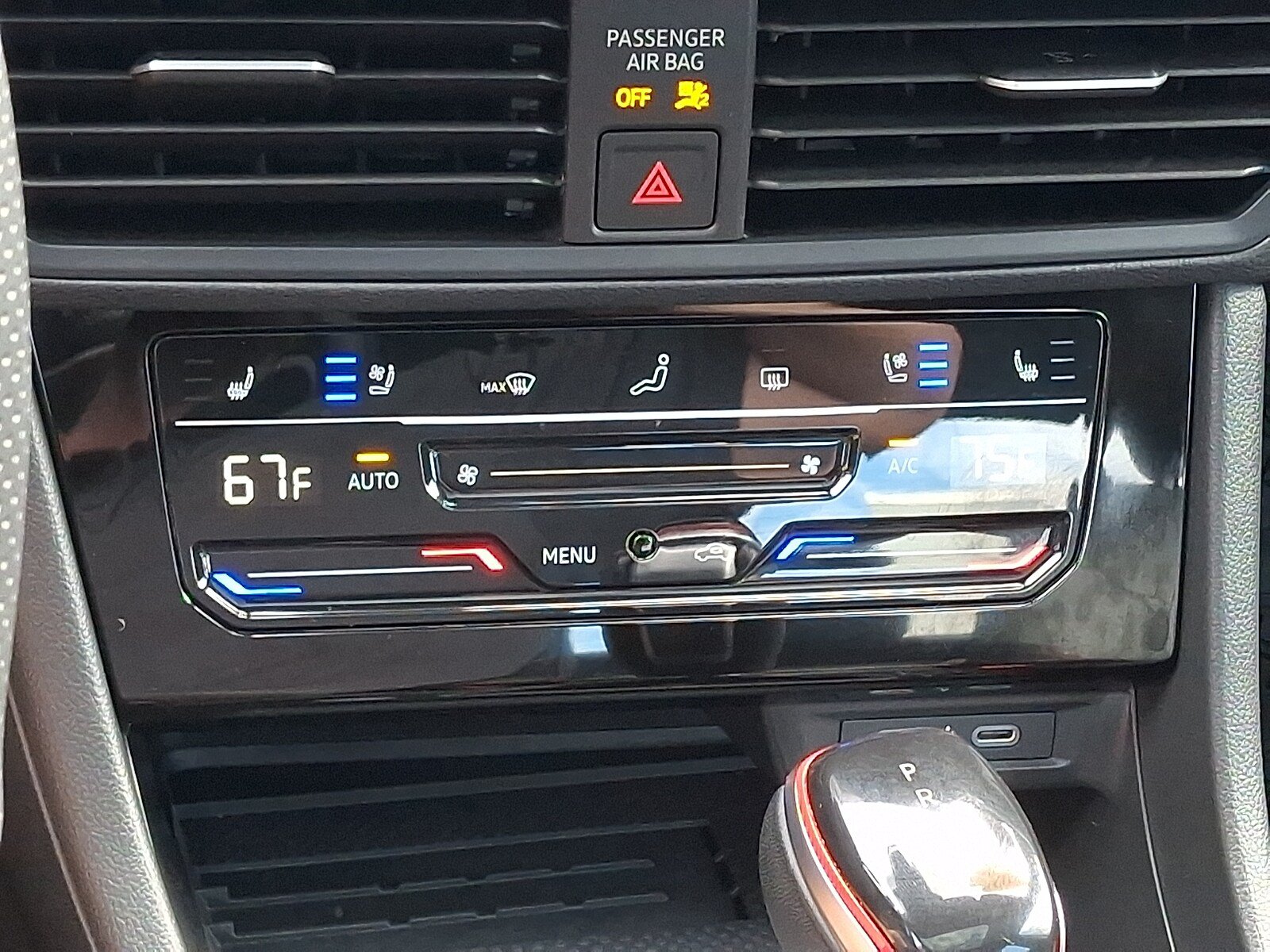 Used 2025 Volkswagen Jetta GLI Autobahn FWD image 16